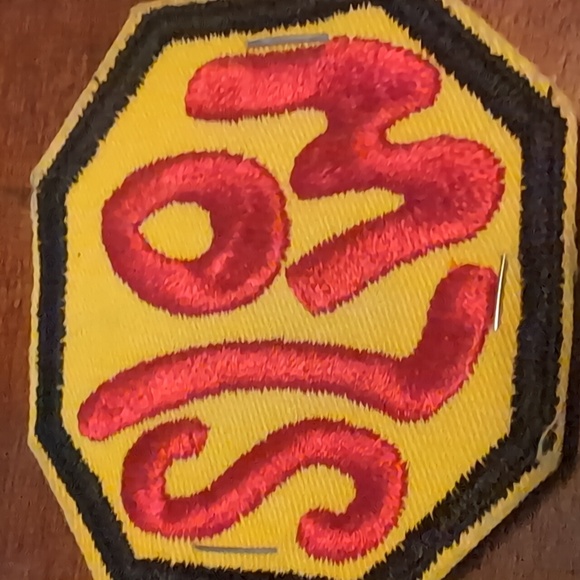 Vintage 1970's Patches Set of 8 - Picture 6 of 8